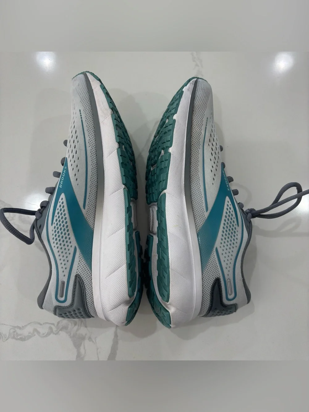Brooks Trace 2 Women’s Running Athletic Shoes 8 - Picture 4 of 9